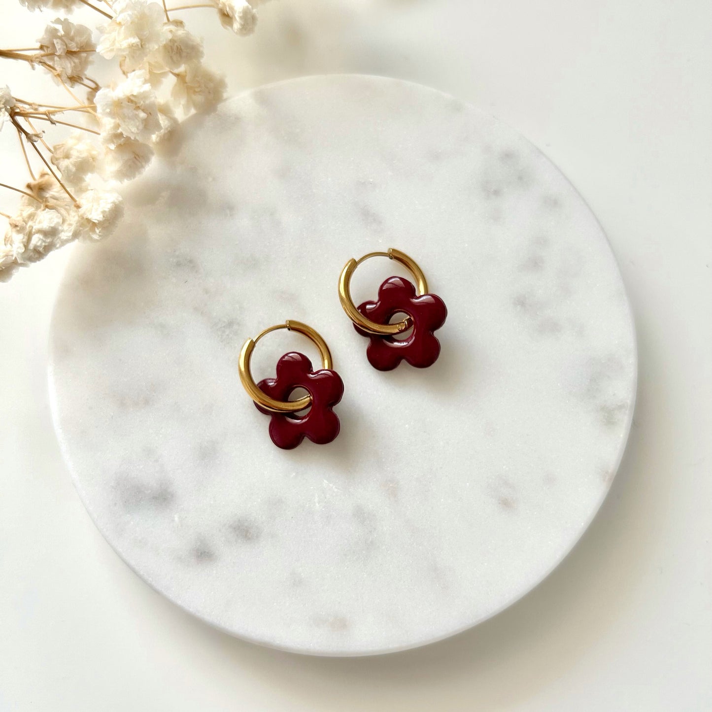 Boucles d’oreilles rouge foncé en pâte Fimo – Fait main